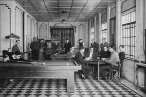 Cuando el club era la segunda casa: tardes de café y paño verde en los años 40